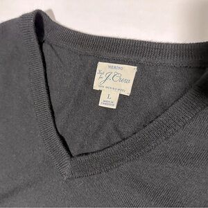 J. Crew Men's Merino Wool Sweater - Charcoal - Large - new - never worn- no tags